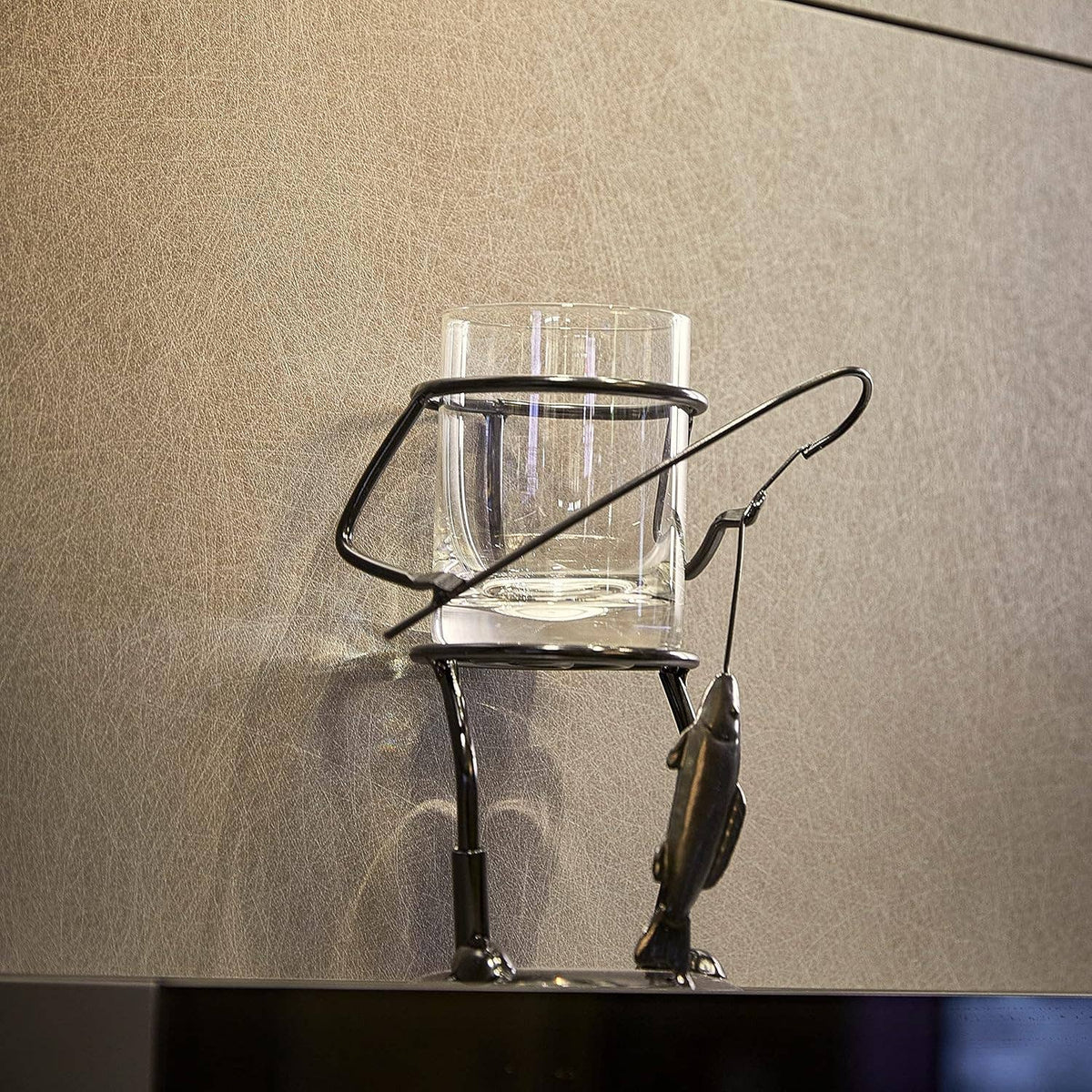Metal Fisherman Cup Holder for Wine, Whiskey and Water Glass