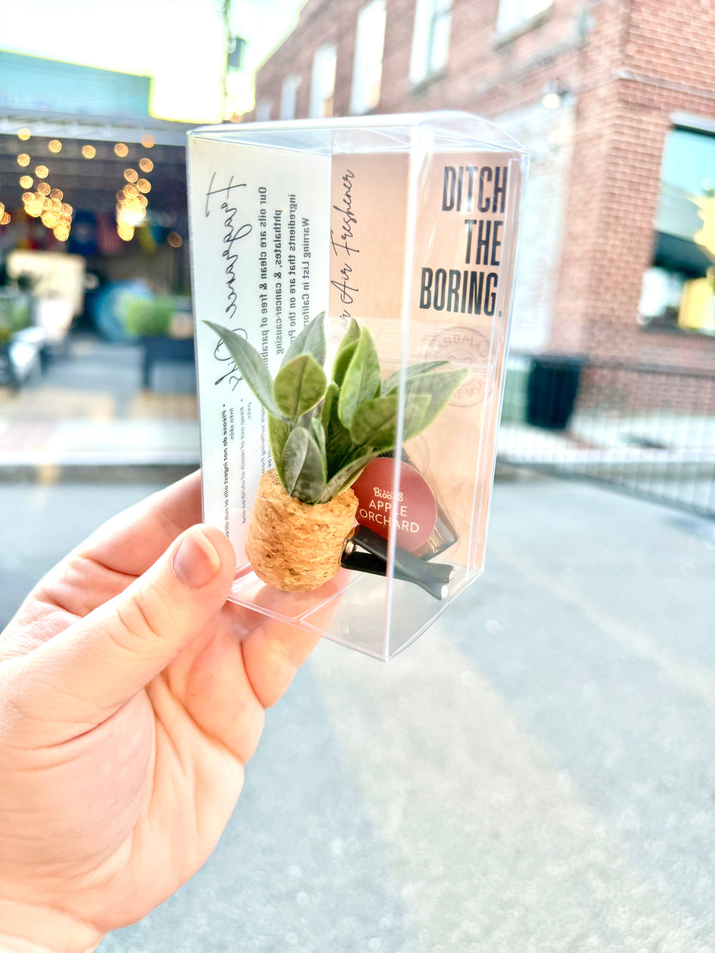 Leafy Plant Vent Clip; Car Air Freshener