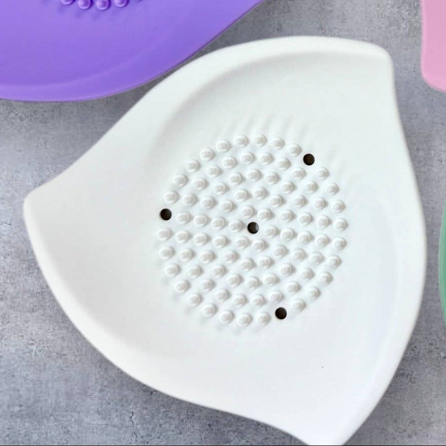 Halloween-Inspired Shower Steamer with Silicone Tray