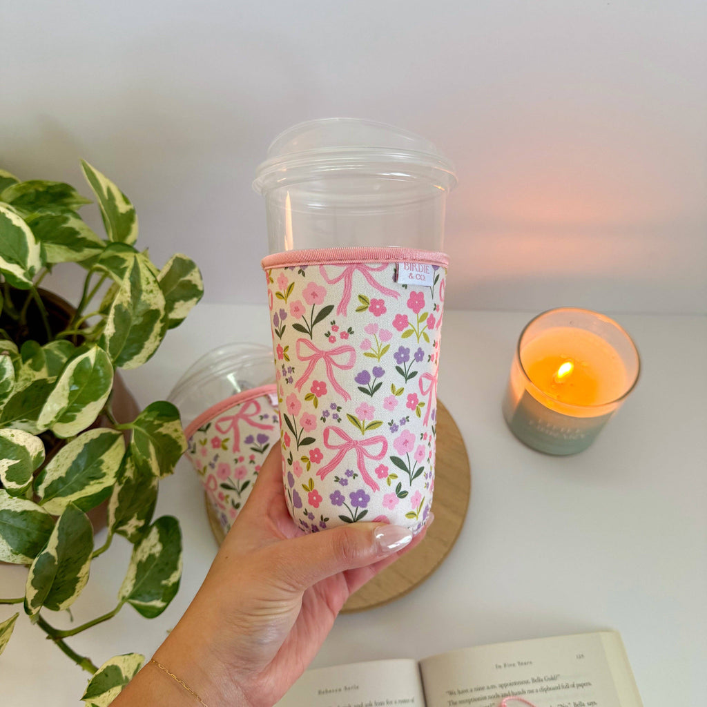Flower and Bows Iced Coffee Sleeve